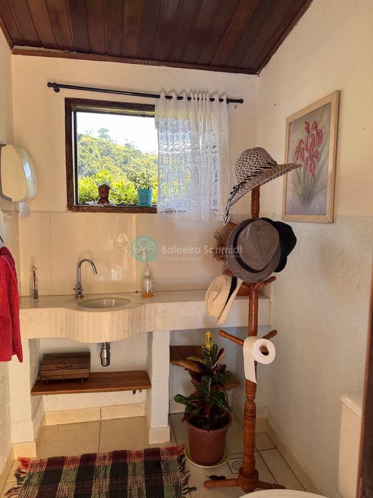 Sítio em Santo Antônio do Pinhal, no bairro Proximo Ao Centro