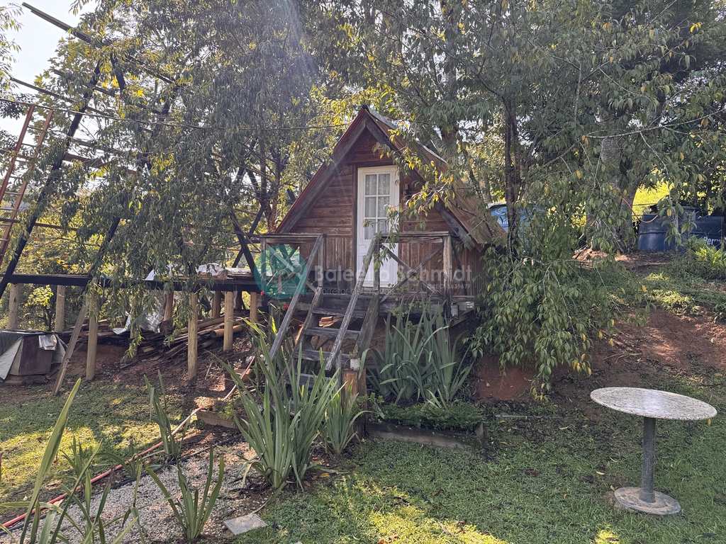 Sítio em Santo Antônio do Pinhal, no bairro Proximo Ao Centro