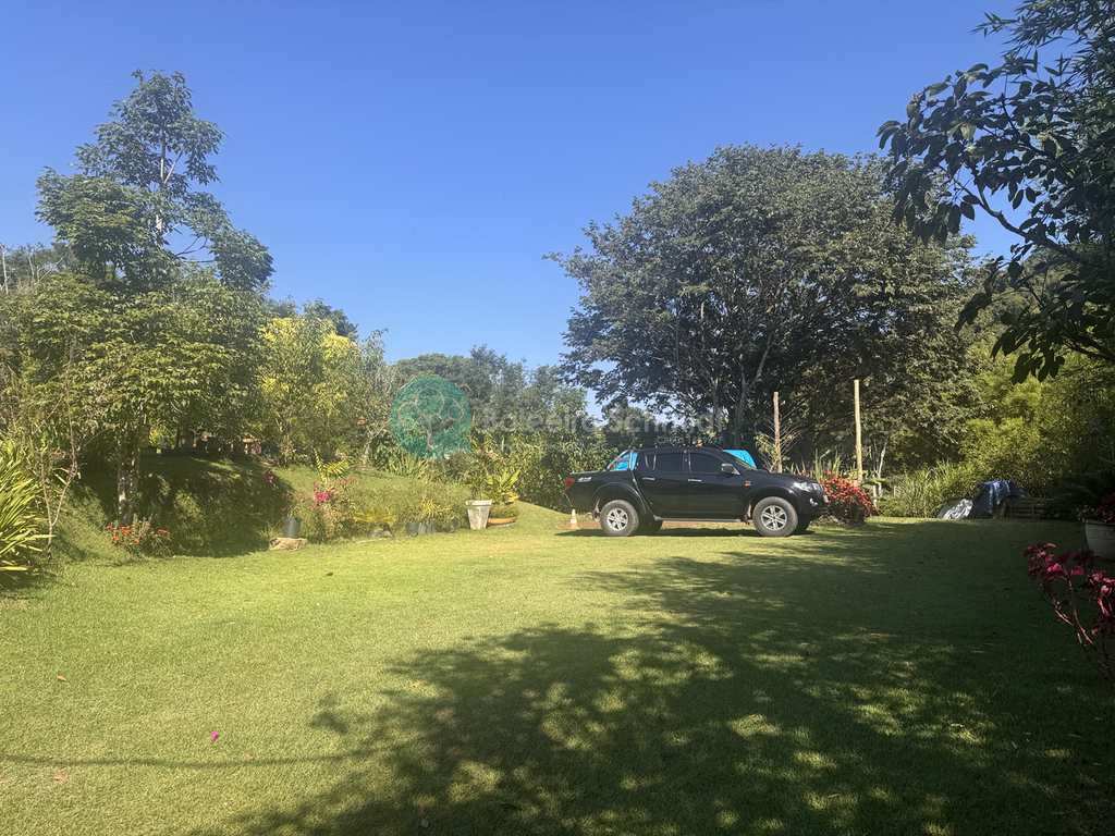 Sítio em Santo Antônio do Pinhal, no bairro Proximo Ao Centro