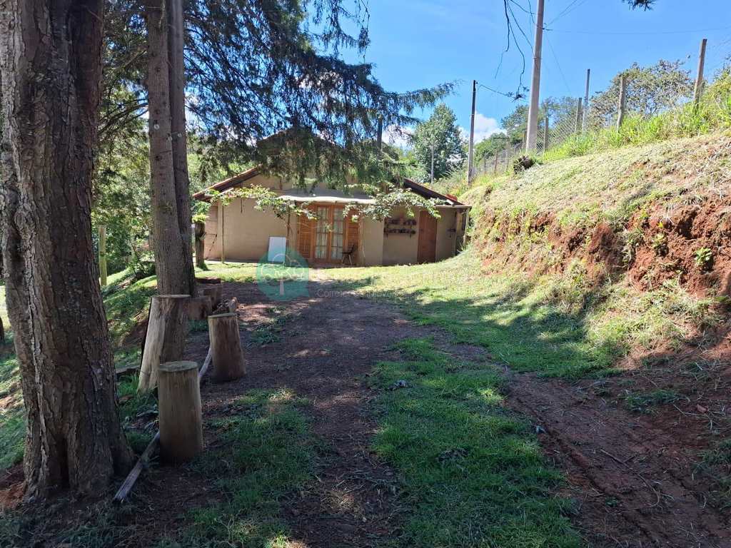 Casa em Santo Antônio do Pinhal, no bairro 10 Km do Centro