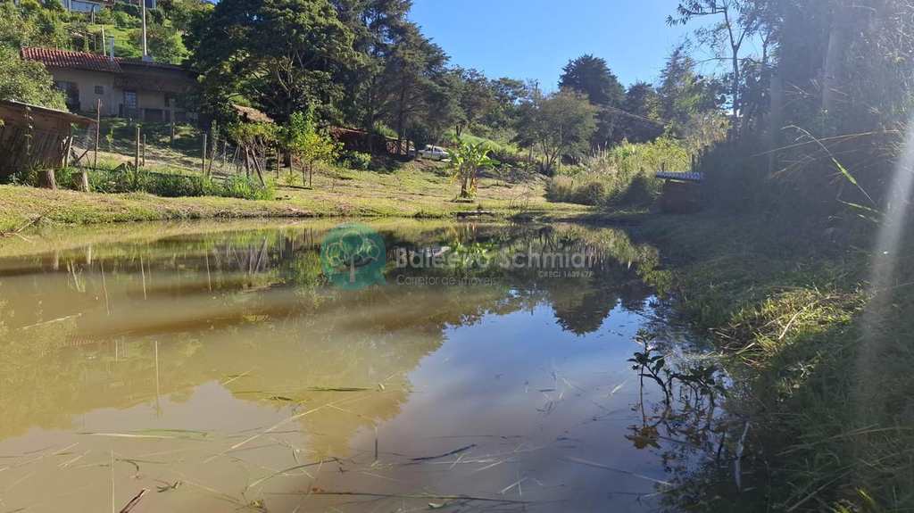 Casa em Santo Antônio do Pinhal, no bairro 10 Km do Centro