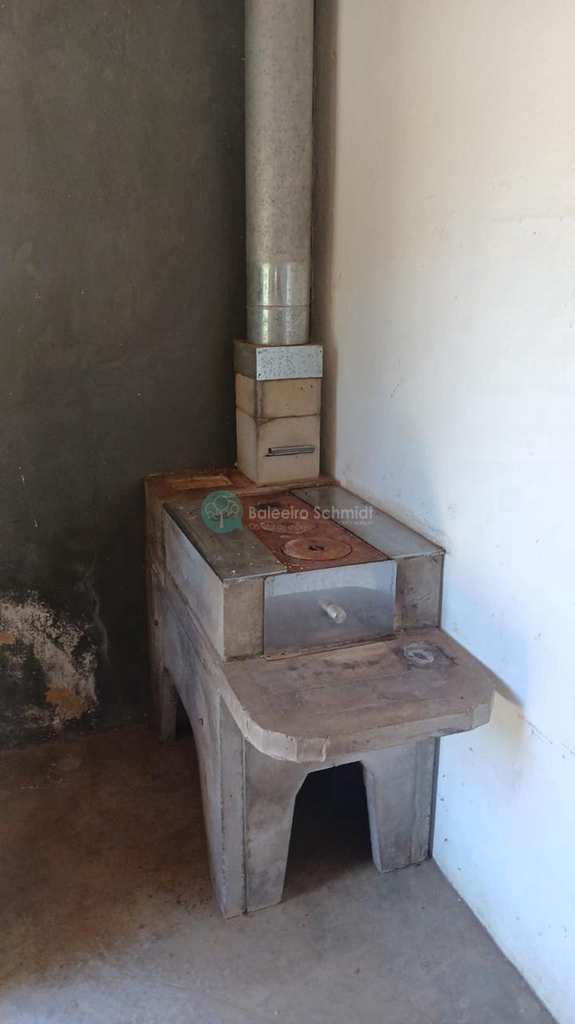 Casa em Santo Antônio do Pinhal, no bairro 10 Km do Centro