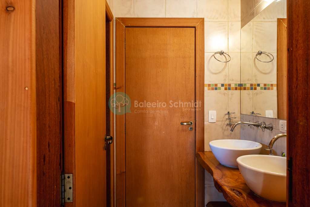 Casa de Condomínio em Santo Antônio do Pinhal, no bairro Condominio Country Club