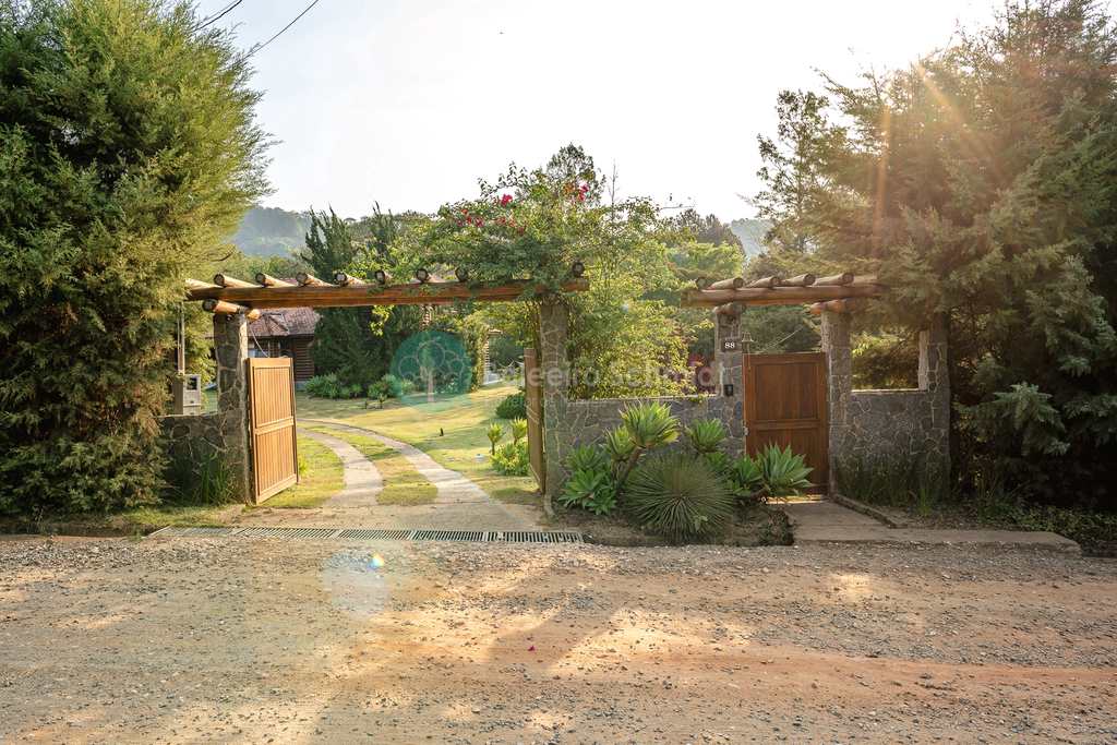 Casa de Condomínio em Santo Antônio do Pinhal, no bairro Condominio Country Club