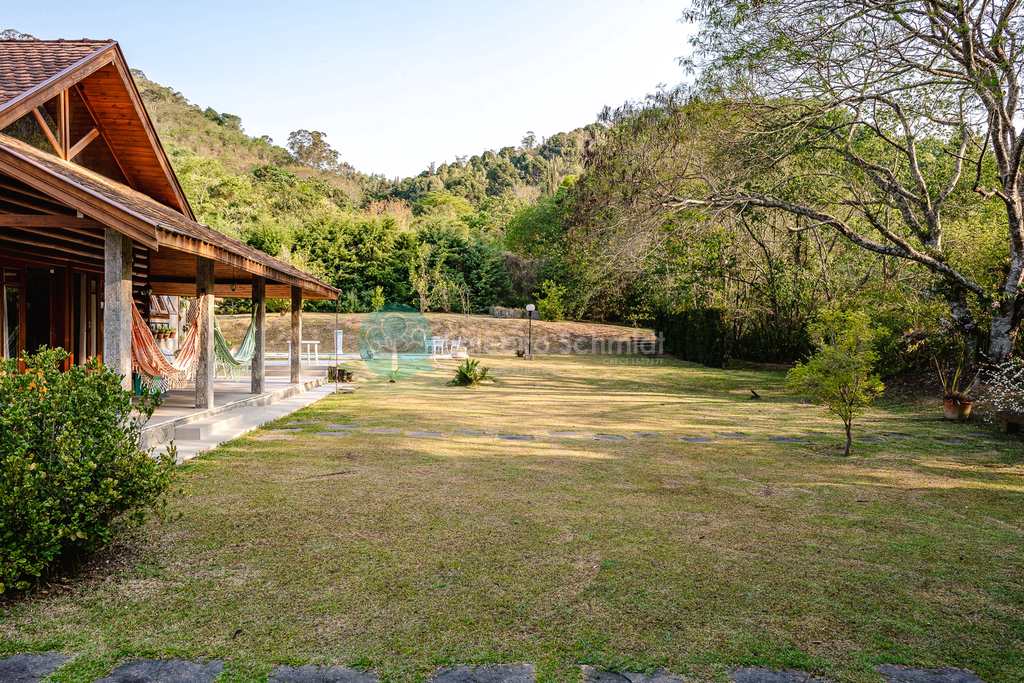 Casa de Condomínio em Santo Antônio do Pinhal, no bairro Condominio Country Club