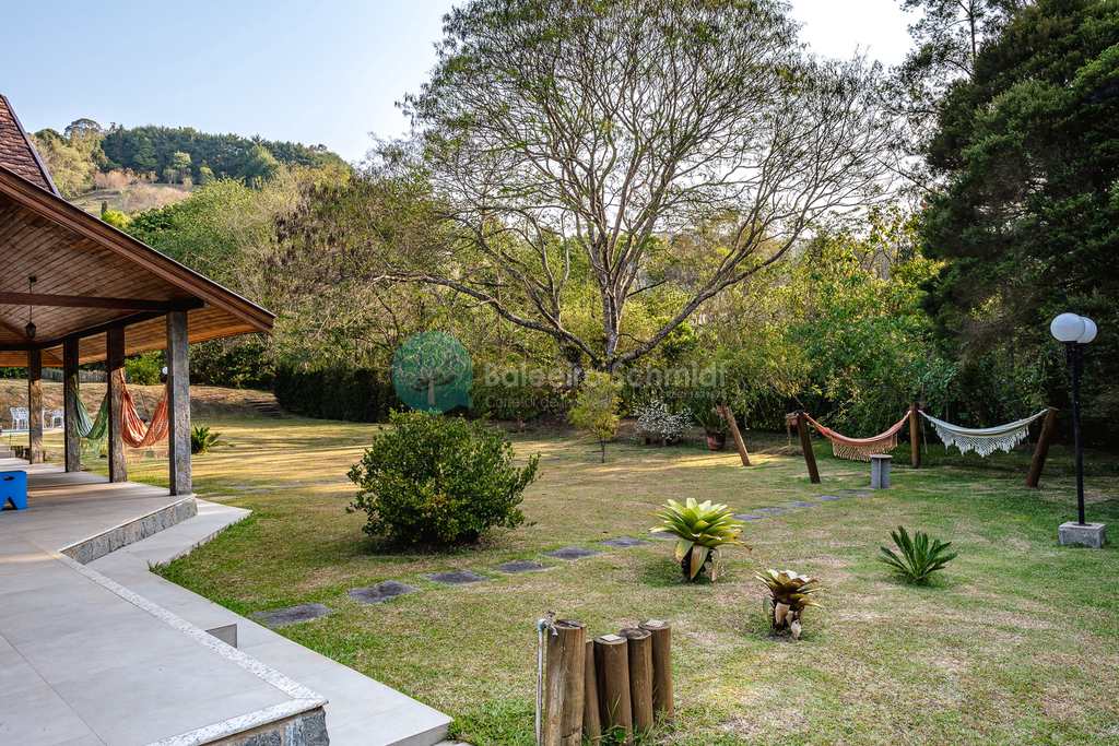 Casa de Condomínio em Santo Antônio do Pinhal, no bairro Condominio Country Club