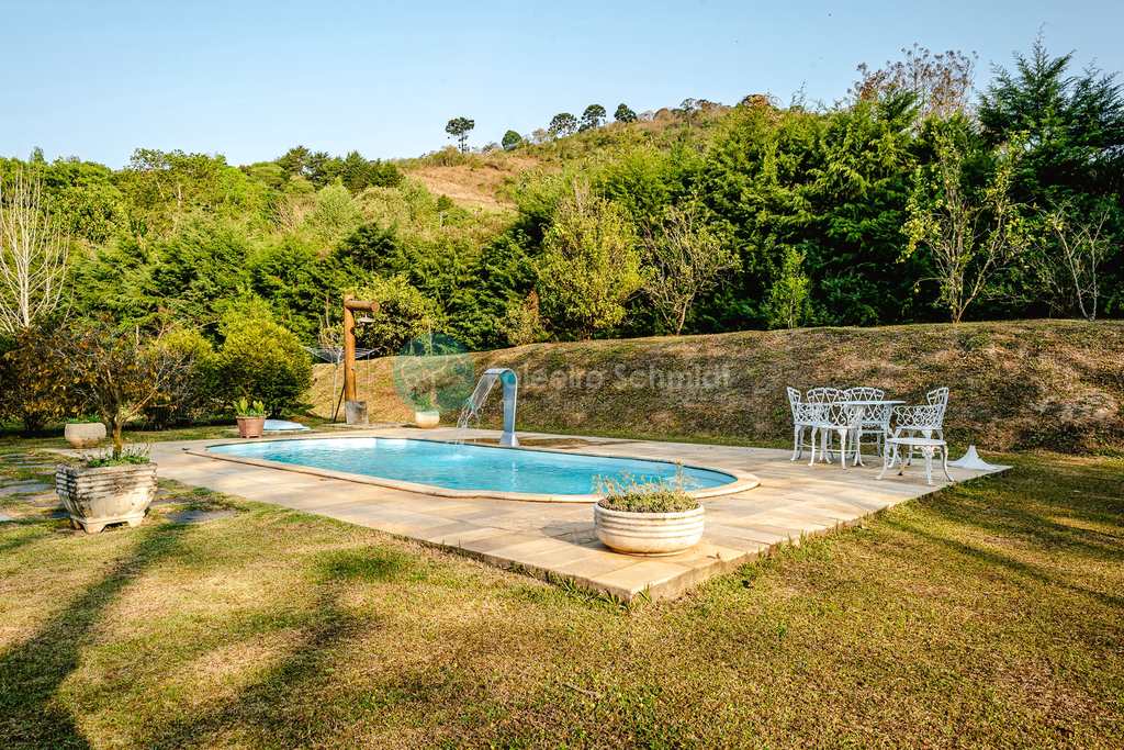 Casa de Condomínio em Santo Antônio do Pinhal, no bairro Condominio Country Club