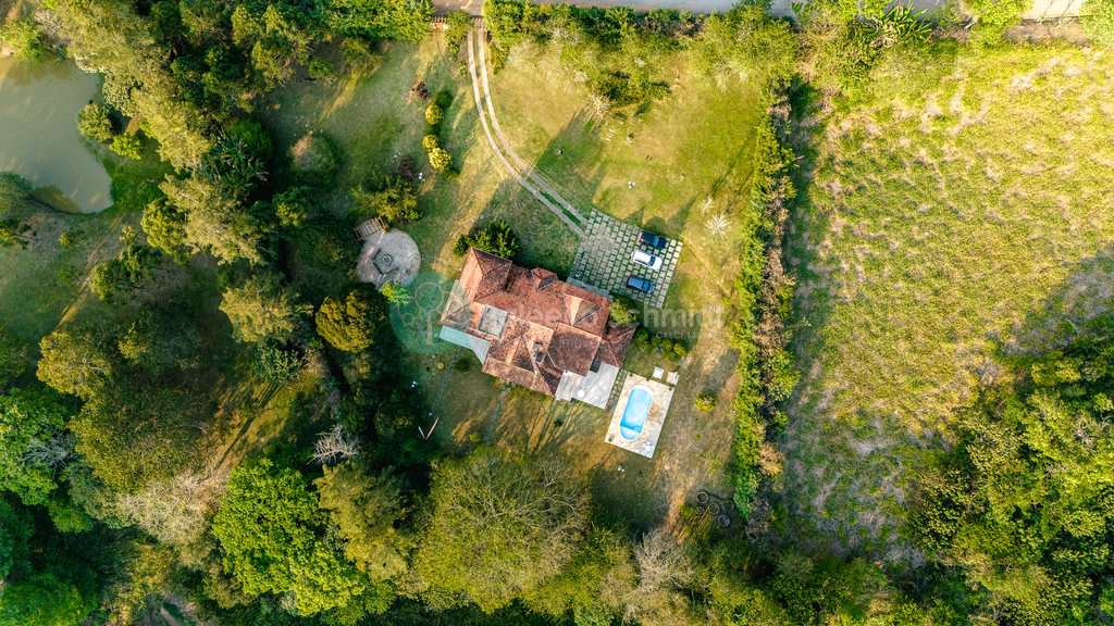 Casa de Condomínio em Santo Antônio do Pinhal, no bairro Condominio Country Club