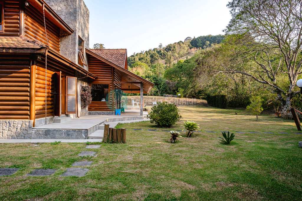 Casa de Condomínio em Santo Antônio do Pinhal, no bairro Condominio Country Club