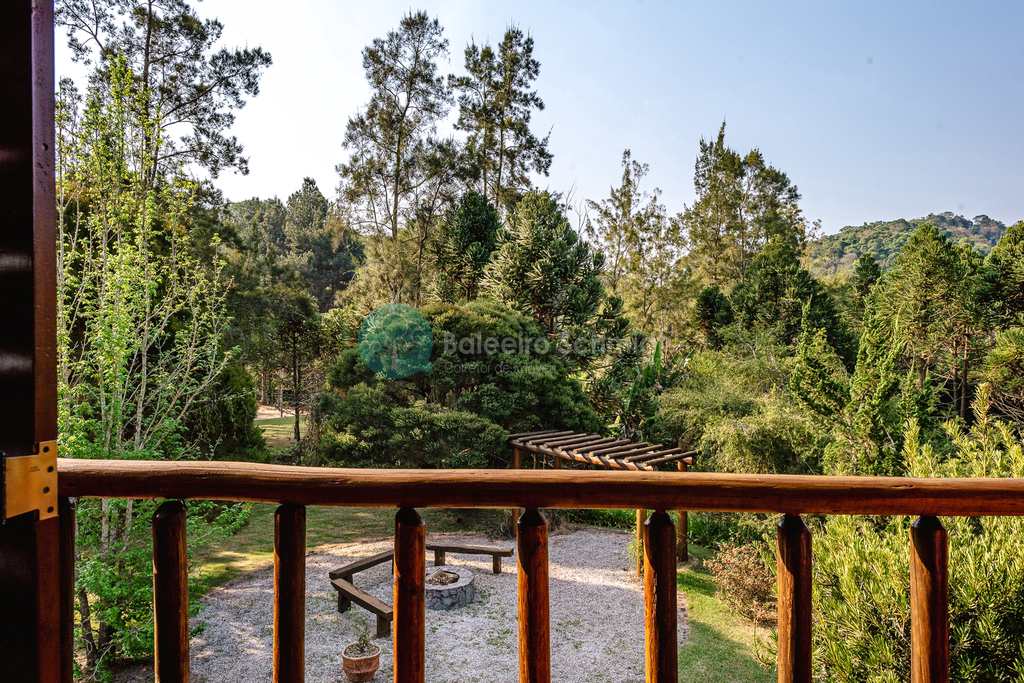 Casa de Condomínio em Santo Antônio do Pinhal, no bairro Condominio Country Club