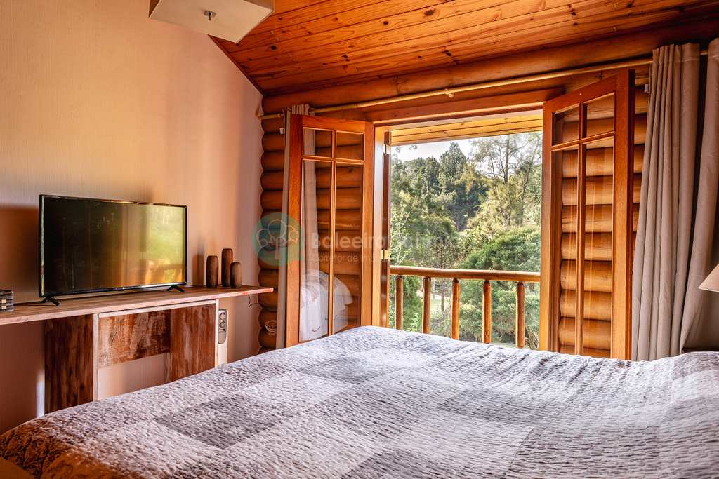 Casa de Condomínio em Santo Antônio do Pinhal, no bairro Condominio Country Club