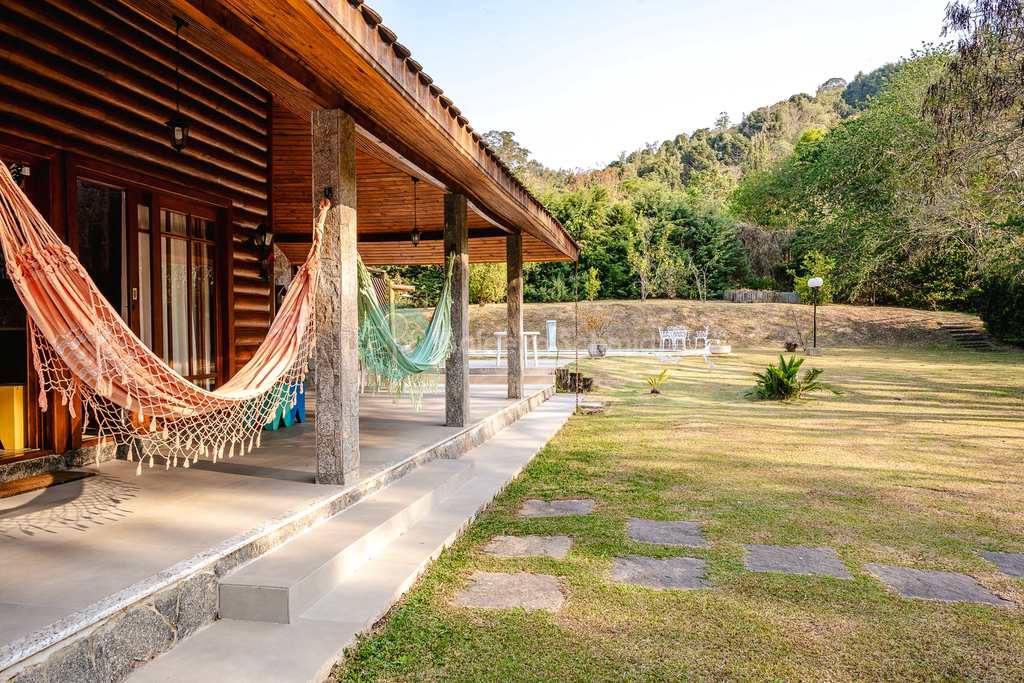 Casa de Condomínio em Santo Antônio do Pinhal, no bairro Condominio Country Club