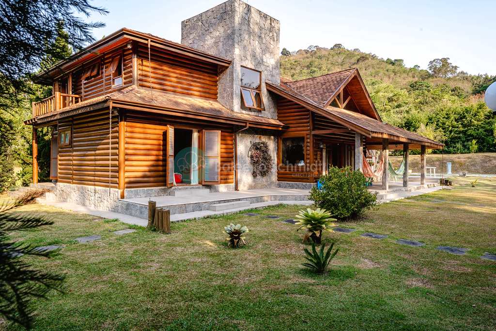 Casa de Condomínio em Santo Antônio do Pinhal, no bairro Condominio Country Club