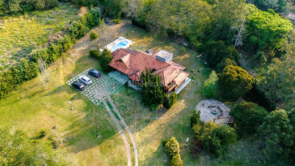 Casa de Condomínio em Santo Antônio do Pinhal, no bairro Condominio Country Club