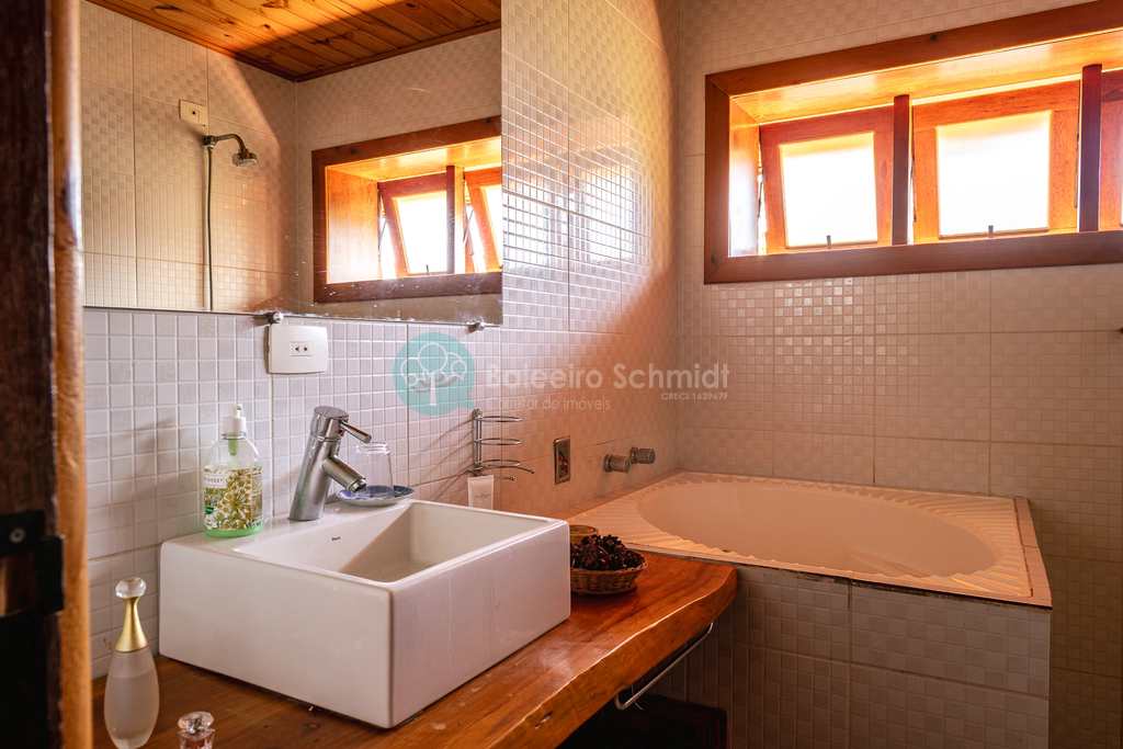 Casa de Condomínio em Santo Antônio do Pinhal, no bairro Condominio Country Club
