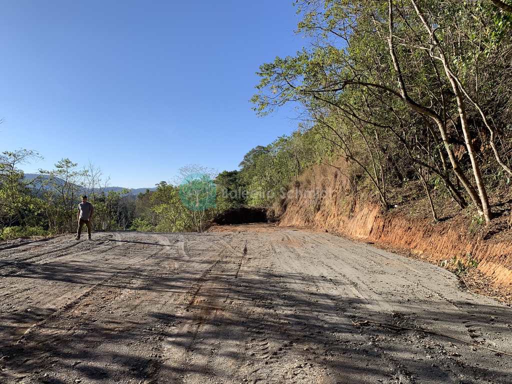 Terreno de Condomnio em Santo Antnio do Pinhal, no bairro Condominio Country Club