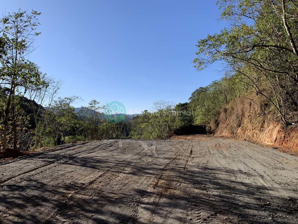 Terreno de Condomnio em Santo Antnio do Pinhal, no bairro Condominio Country Club