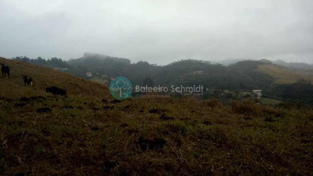 Sítio em Santo Antônio do Pinhal, no bairro Proximo Ao Centro