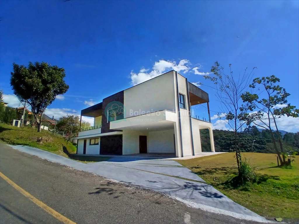 Casa de Condomínio em Santo Antônio do Pinhal, no bairro 11 Km do Centro