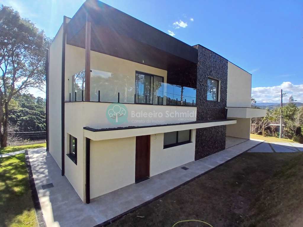Casa de Condomínio em Santo Antônio do Pinhal, no bairro 11 Km do Centro