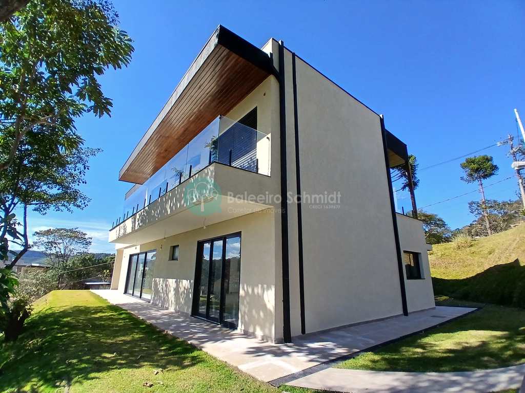 Casa de Condomínio em Santo Antônio do Pinhal, no bairro 11 Km do Centro