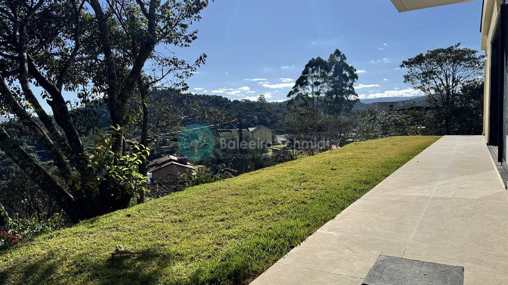 Casa de Condomínio em Santo Antônio do Pinhal, no bairro 11 Km do Centro