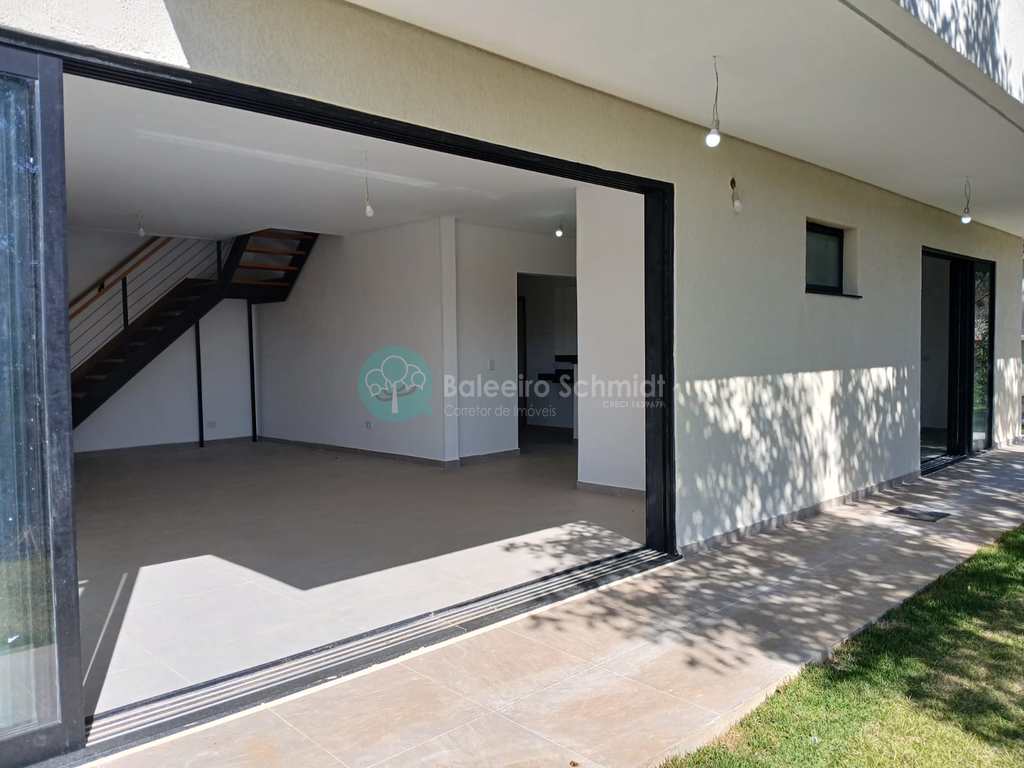 Casa de Condomínio em Santo Antônio do Pinhal, no bairro 11 Km do Centro