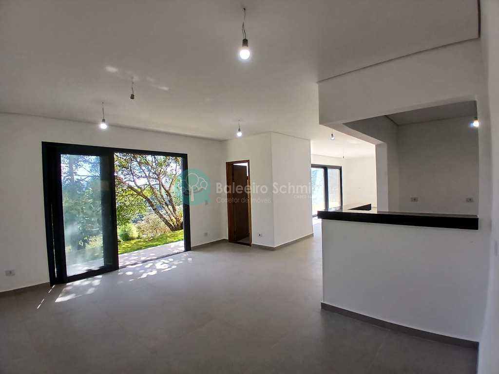 Casa de Condomínio em Santo Antônio do Pinhal, no bairro 11 Km do Centro