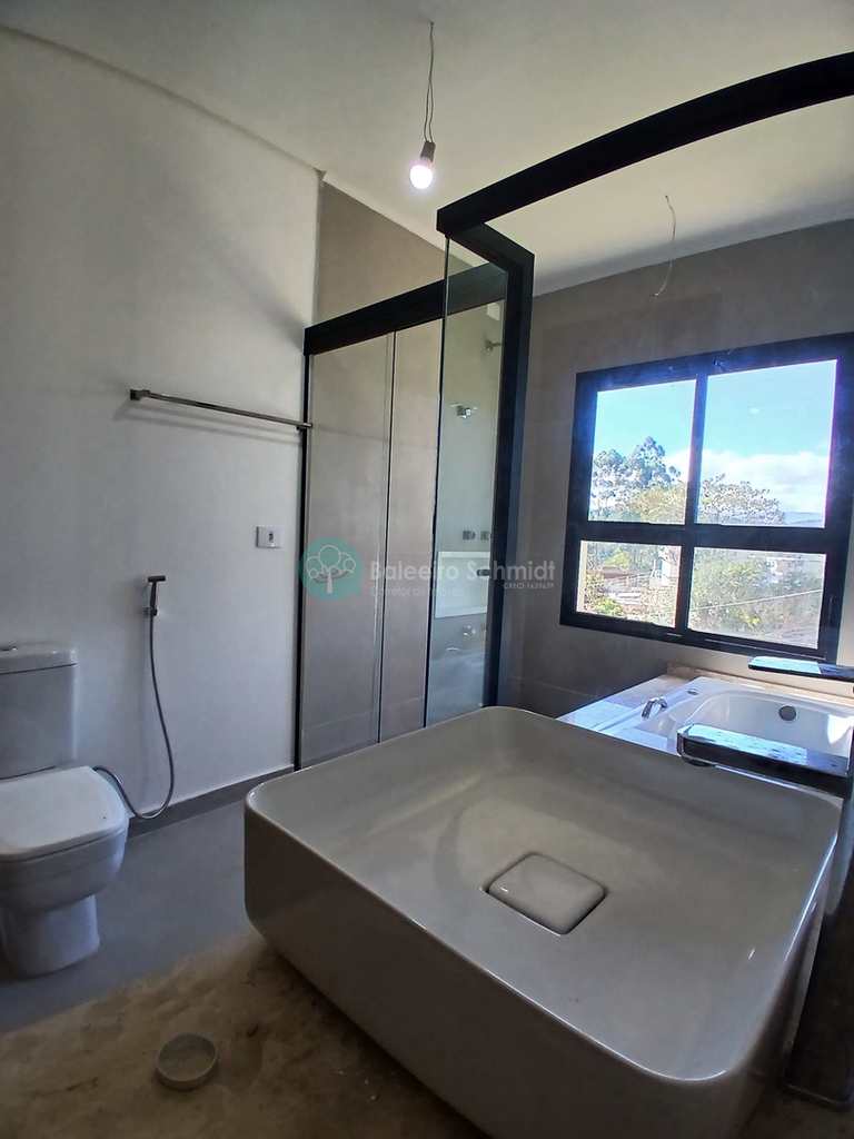Casa de Condomínio em Santo Antônio do Pinhal, no bairro 11 Km do Centro