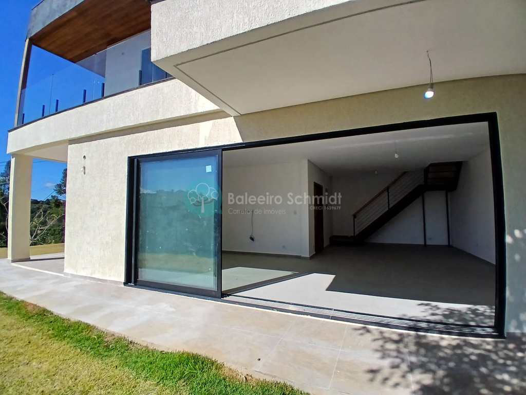 Casa de Condomínio em Santo Antônio do Pinhal, no bairro 11 Km do Centro