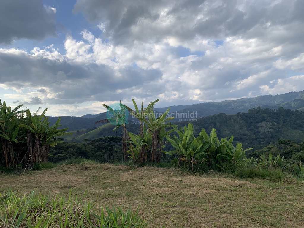 Terreno Rural em Santo Antônio do Pinhal, no bairro 6 Km