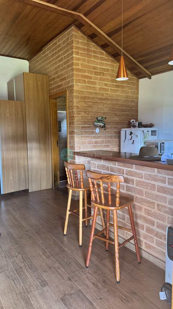 Casa em Santo Antônio do Pinhal, no bairro Proximo Ao Centro