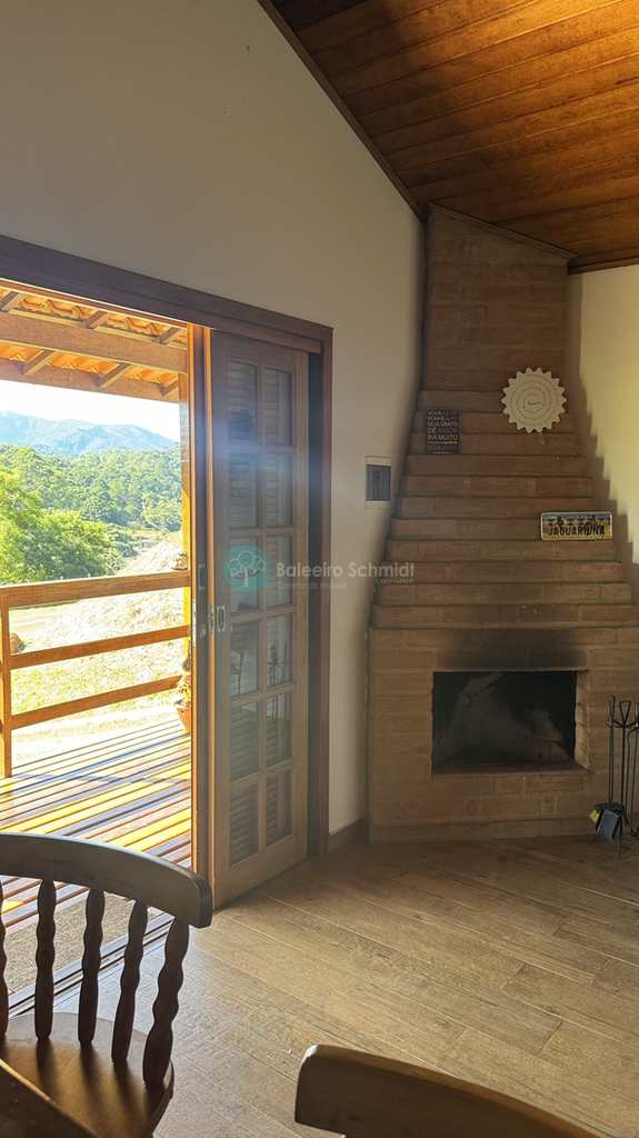 Casa em Santo Antônio do Pinhal, no bairro Proximo Ao Centro