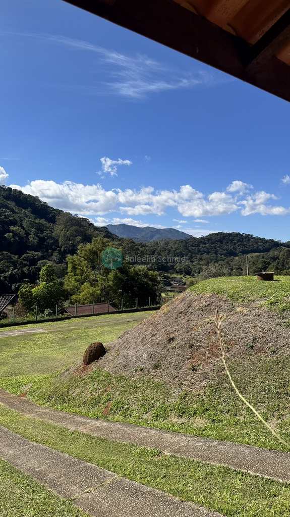 Casa em Santo Antônio do Pinhal, no bairro Proximo Ao Centro