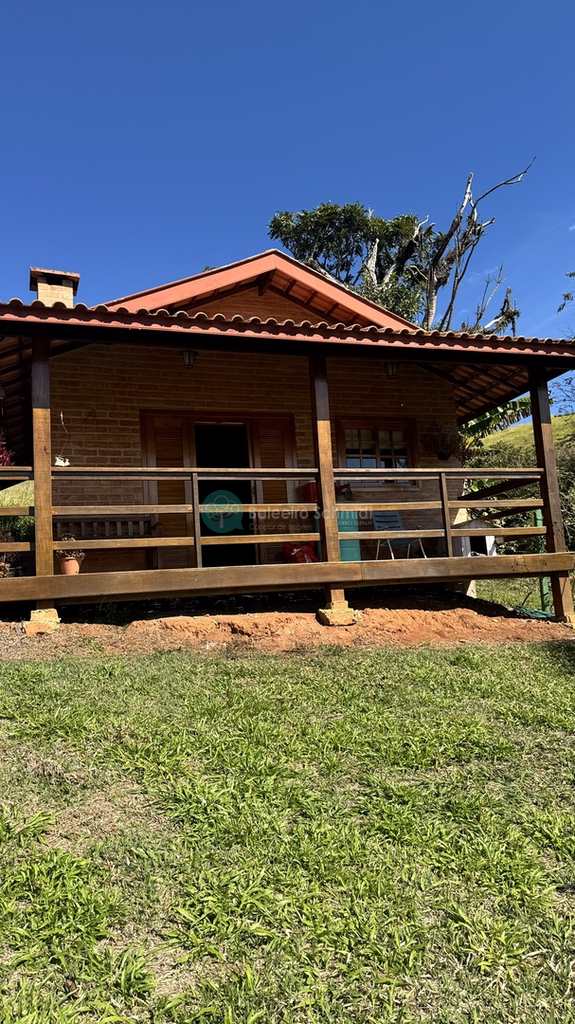Casa em Santo Antônio do Pinhal, no bairro Proximo Ao Centro