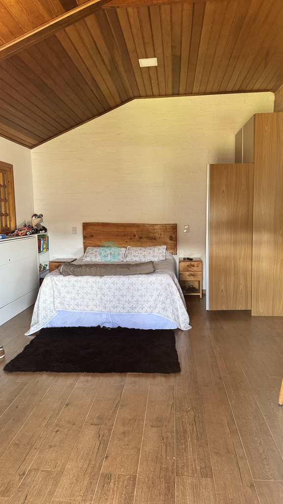 Casa em Santo Antônio do Pinhal, no bairro Proximo Ao Centro