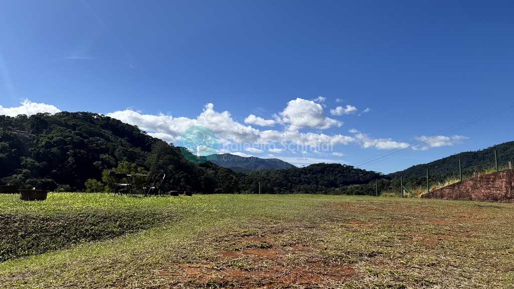Casa em Santo Antônio do Pinhal, no bairro Proximo Ao Centro