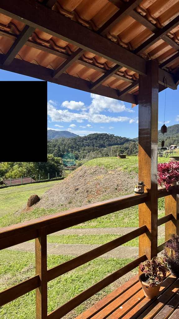 Casa em Santo Antônio do Pinhal, no bairro Proximo Ao Centro
