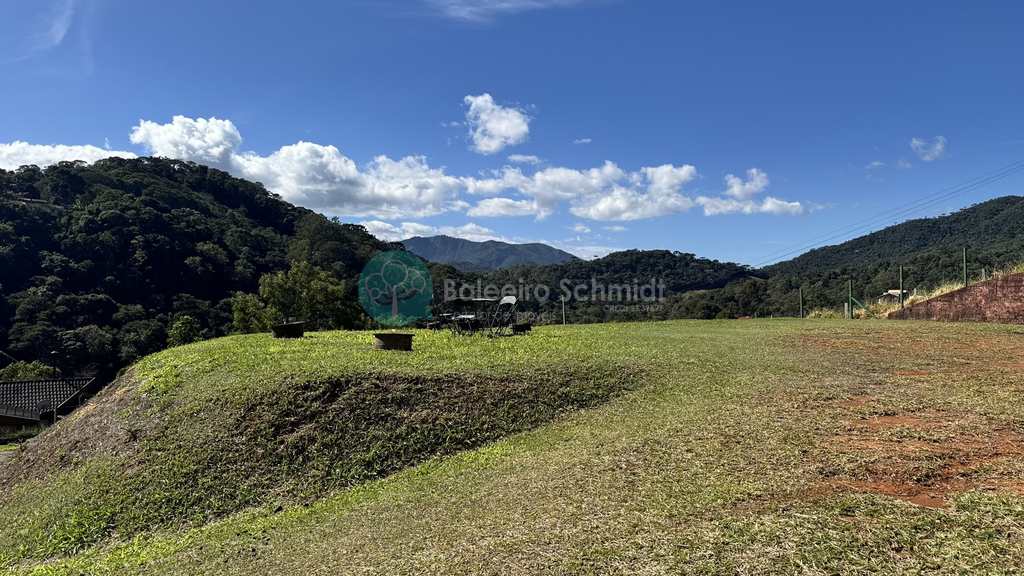 Casa em Santo Antônio do Pinhal, no bairro Proximo Ao Centro