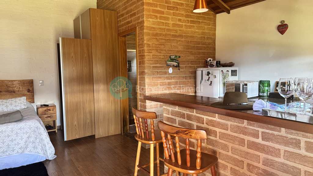 Casa em Santo Antônio do Pinhal, no bairro Proximo Ao Centro