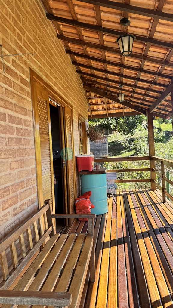 Casa em Santo Antônio do Pinhal, no bairro Proximo Ao Centro