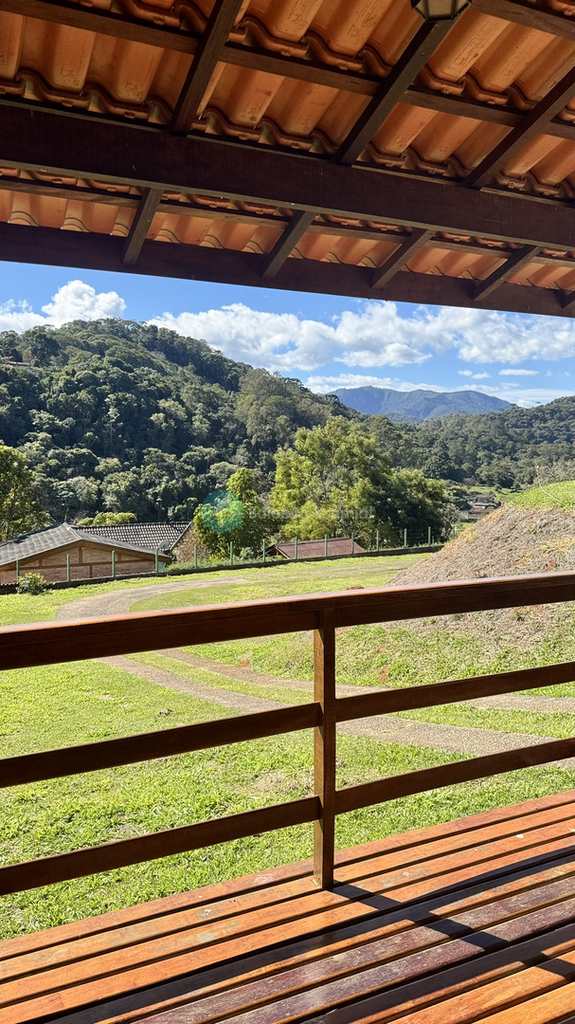 Casa em Santo Antônio do Pinhal, no bairro Proximo Ao Centro