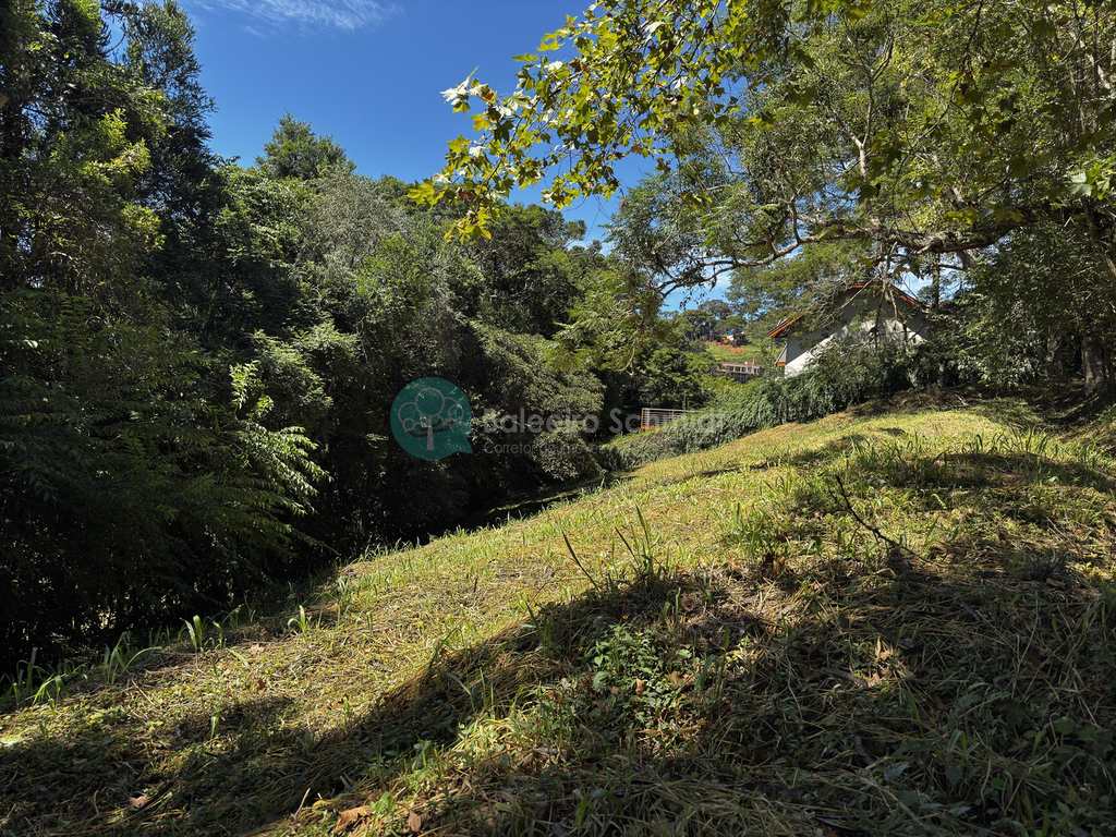 Terreno de Condomínio em Santo Antônio do Pinhal, no bairro Condomínio Parque da Mantiqueira