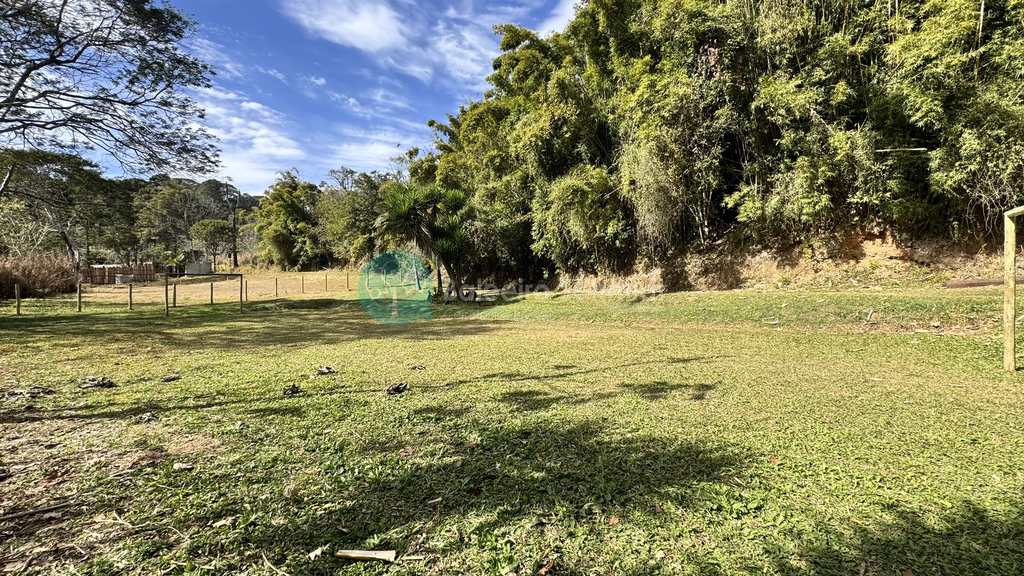 Terreno em Santo Antônio do Pinhal, no bairro Proximo Ao Centro