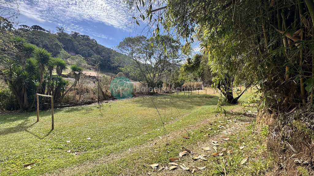 Terreno em Santo Antônio do Pinhal, no bairro Proximo Ao Centro