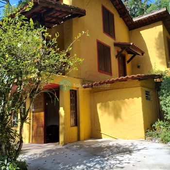 Casa em Santo Antônio do Pinhal, bairro Aproxi 3 Km do Centro