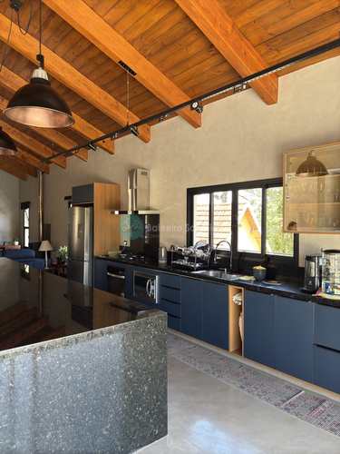 Casa, código 1153 em Santo Antônio do Pinhal, bairro Proximo Ao Centro