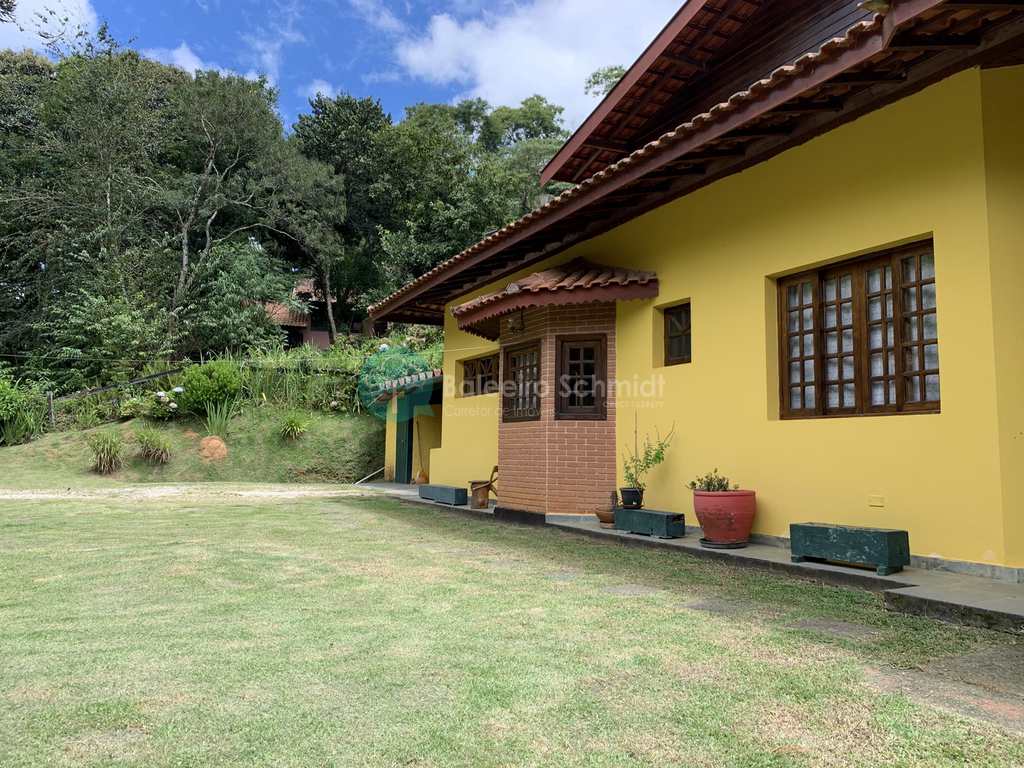 Casa em Santo Antônio do Pinhal, no bairro Aprox 2 Km do Centro