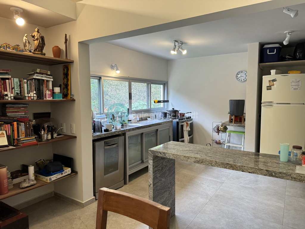 Casa em Santo Antônio do Pinhal, no bairro Zona Rural