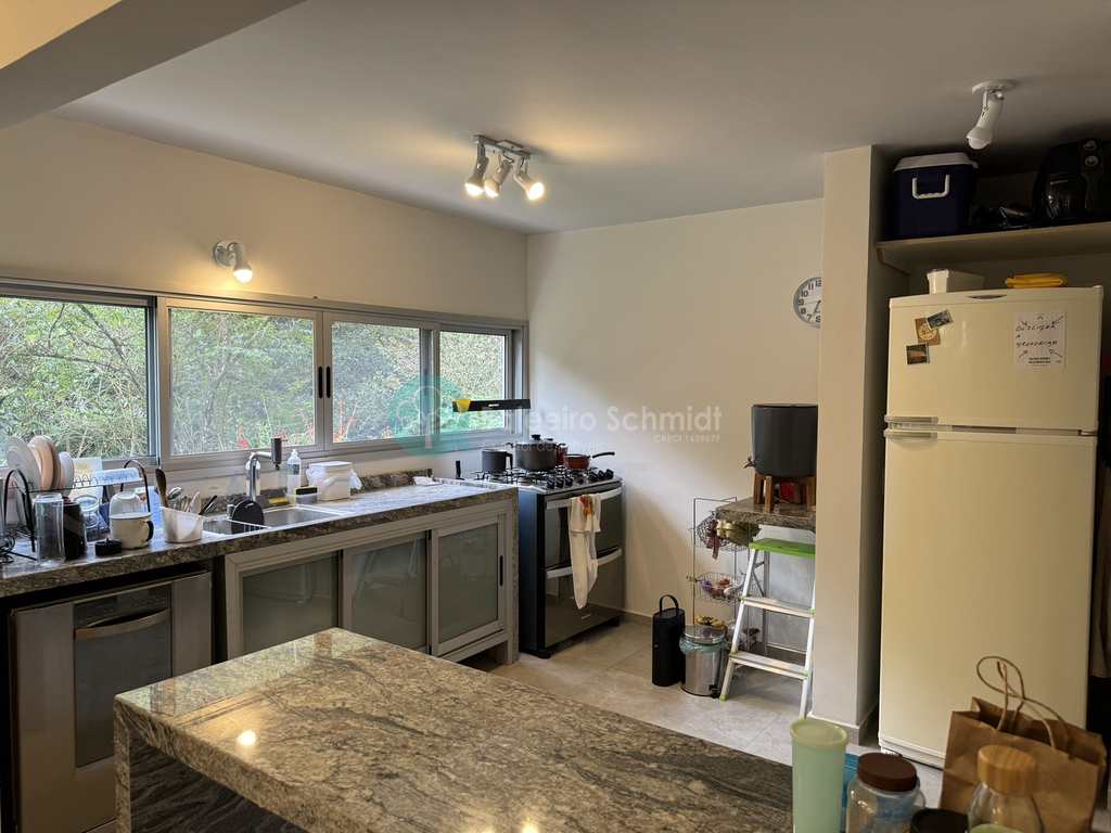 Casa em Santo Antônio do Pinhal, no bairro Zona Rural